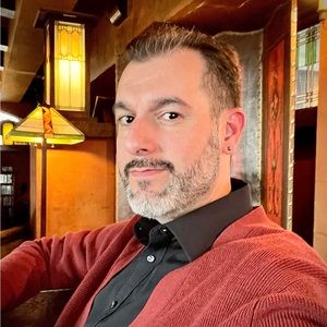 Meet your Posher, Daniel